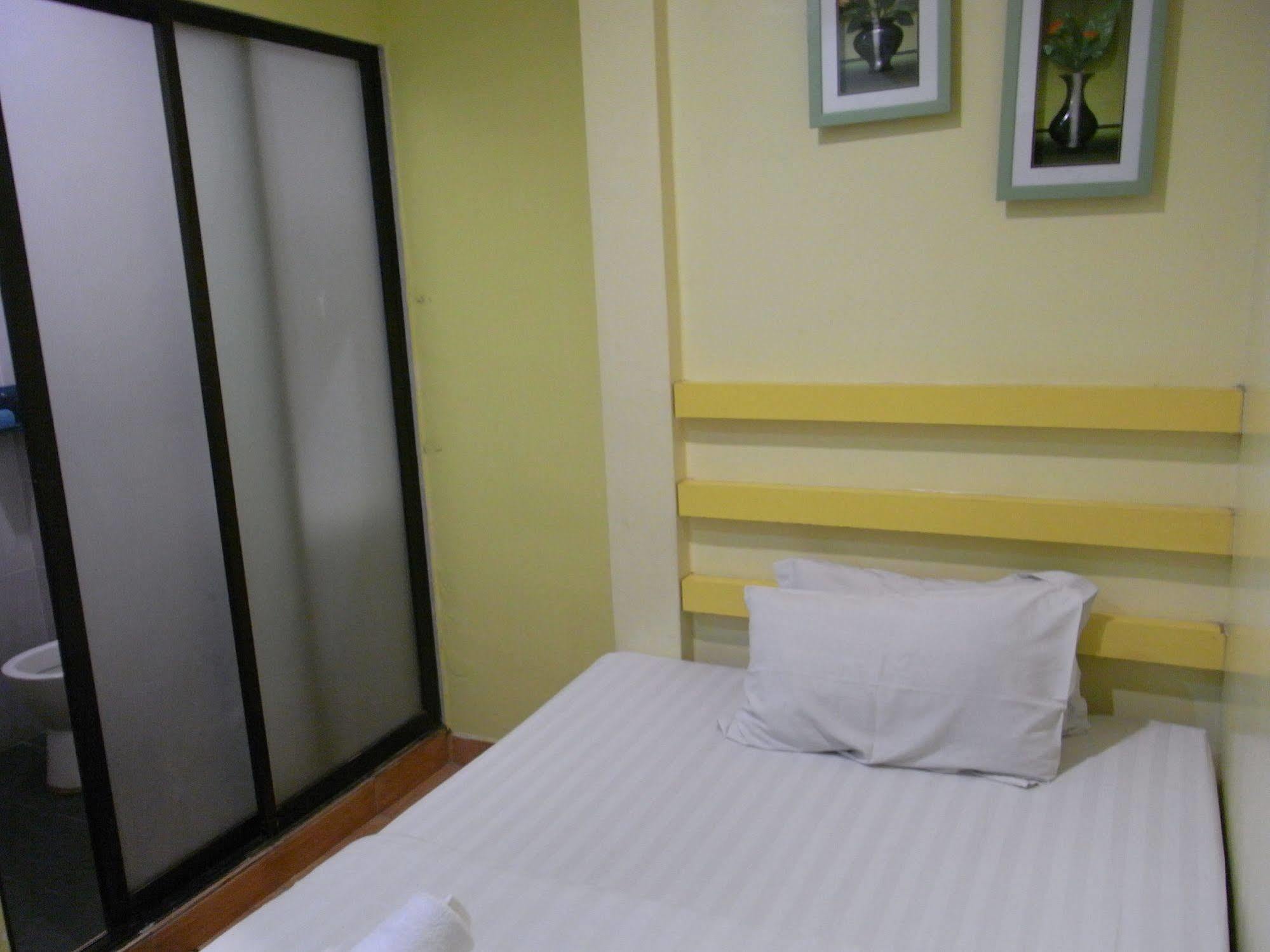 Rest & Go Hotel Shah Alam @ Uitm & Hospital Shah Alam Dış mekan fotoğraf